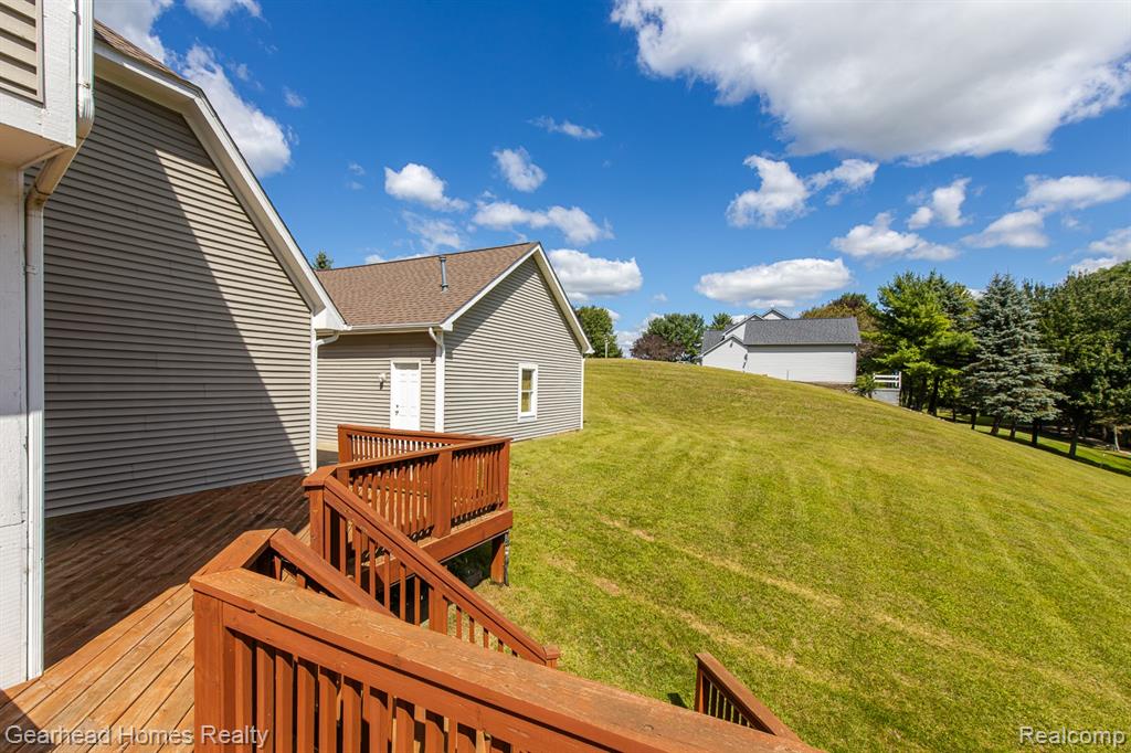 8088 Denton Hill Road, Fenton, MI 48430 — Photo 41