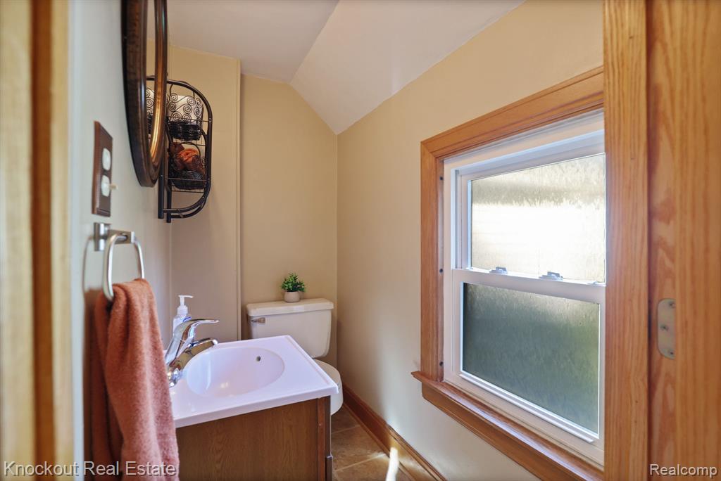 8980 E Curtis Road, Frankenmuth, MI 48734 — Photo 24