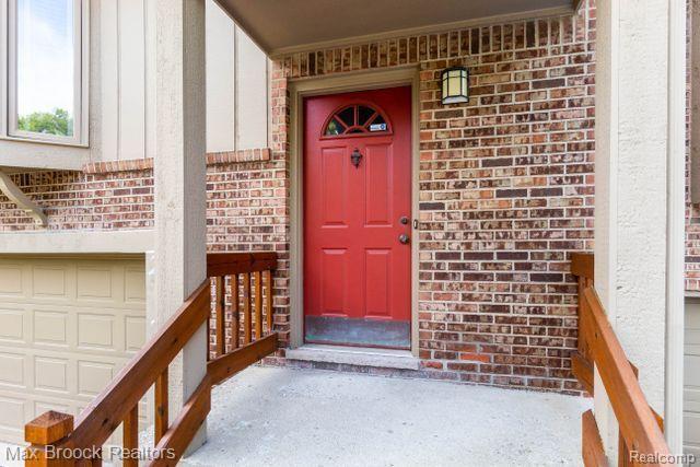 6337 N ASPEN RIDGE Boulevard, West Bloomfield, MI — Photo 6