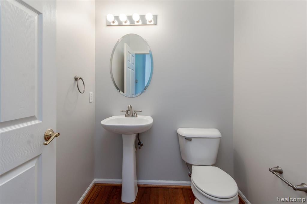 51334 W HILLS Drive, Plymouth, MI 48170 — Photo 15
