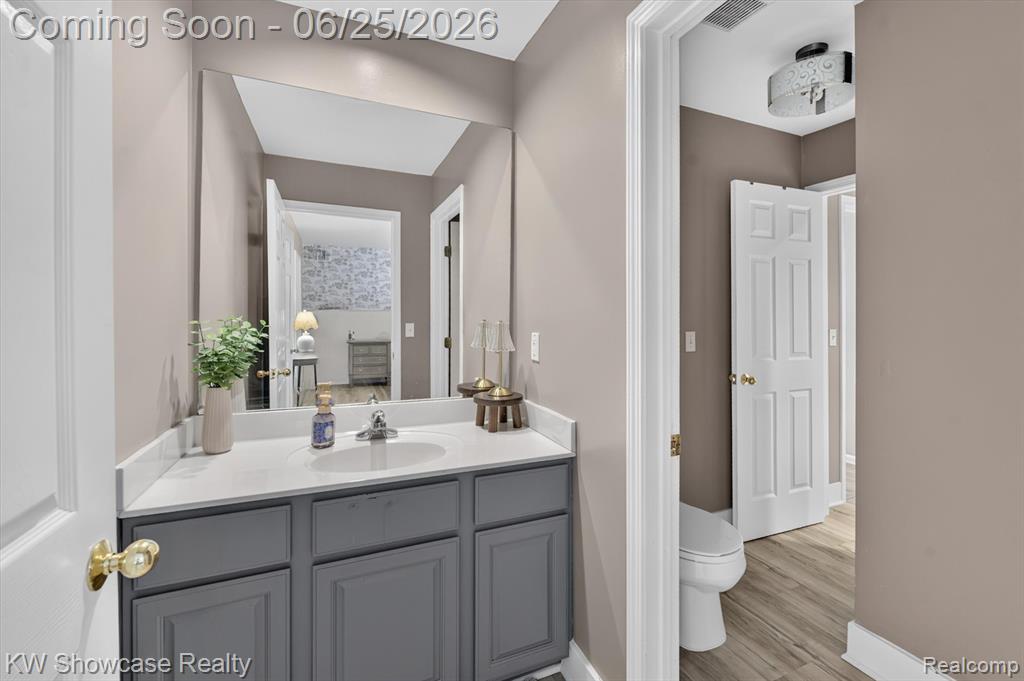 11073 Sandy Creek Drive, South Lyon, MI 48178 — Photo 36