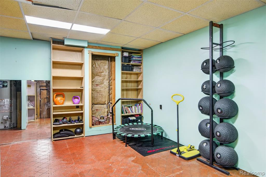 44100 Somerset Square, Canton, MI 48187 — Photo 42