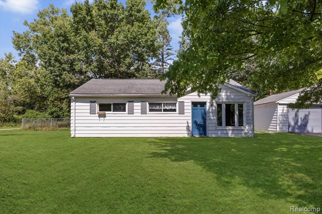 7096 Tappon Drive, Clarkston, MI — Photo 3