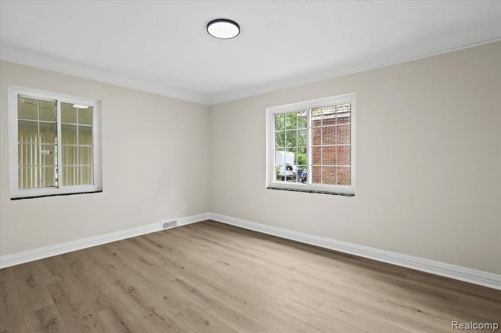 294 Riverside Drive, Detroit, MI 48215 — Photo 13