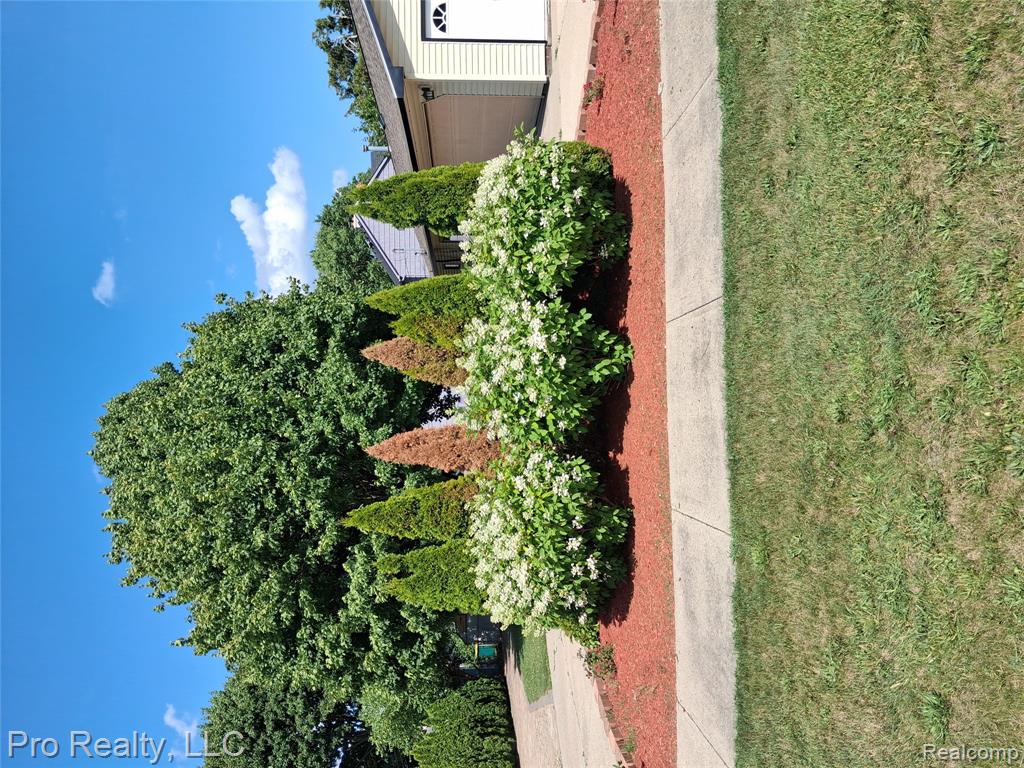 2219 Lakeview Avenue, Ypsilanti, MI 48198 — Photo 4