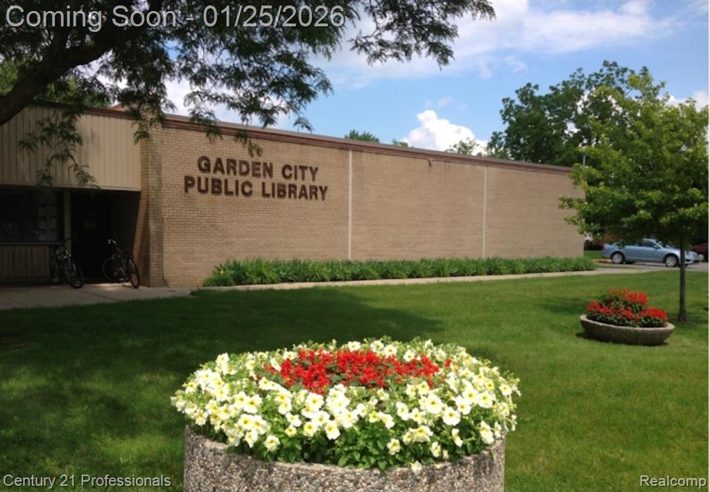6582 Sterling Court, Garden City, MI — Photo 20