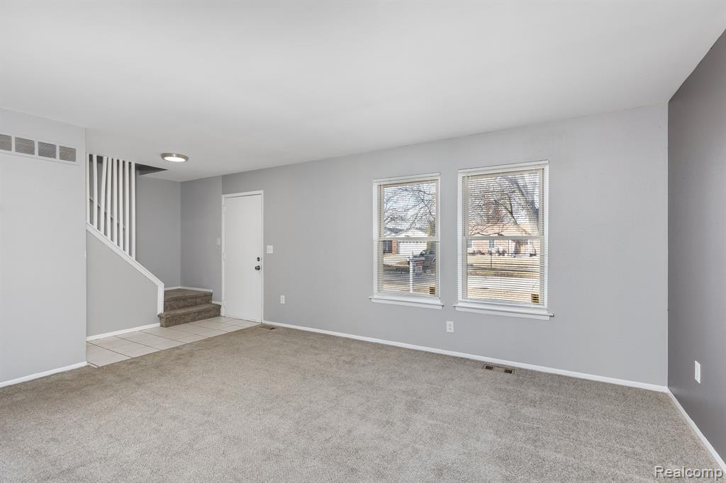41421 AYRSHIRE Drive, Canton, MI 48188 — Photo 3
