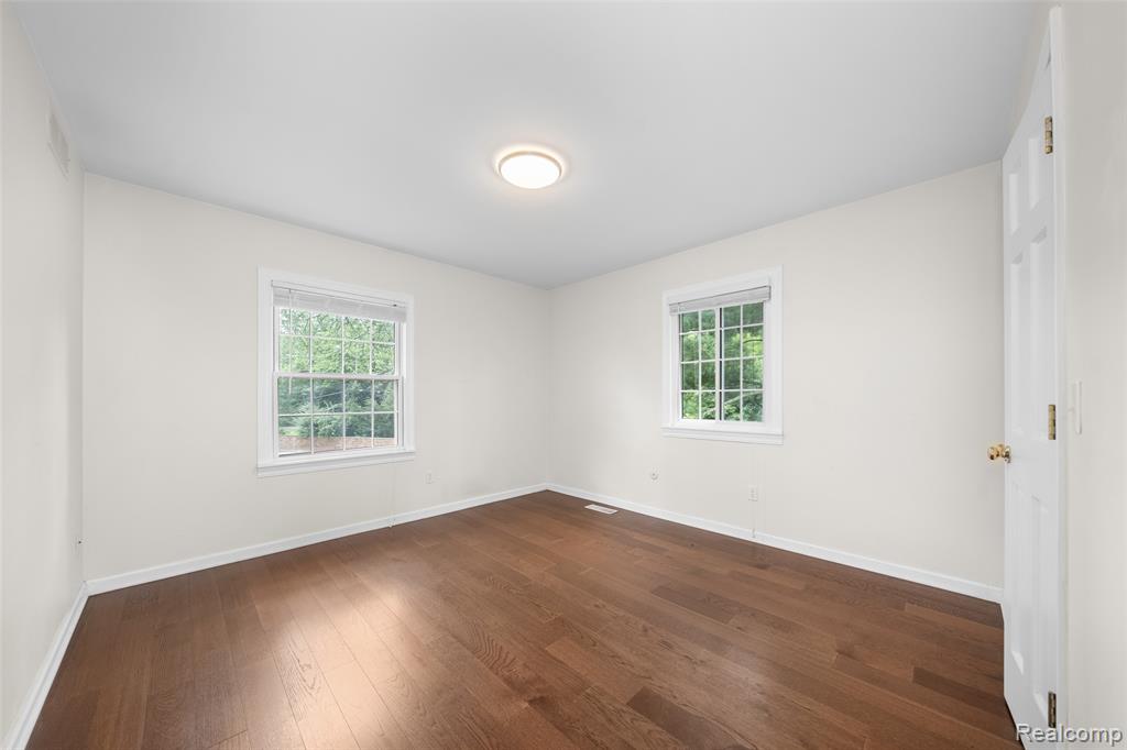 560 Billingsgate Court, Bloomfield Hills, MI 48301 — Photo 20