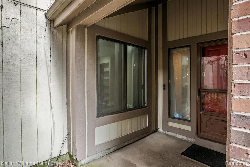 7355 Brynmawr Drive, West Bloomfield, MI — Photo 5