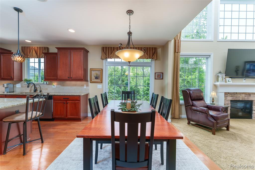 24455 Glenwood Drive, South Lyon, MI 48178 — Photo 18