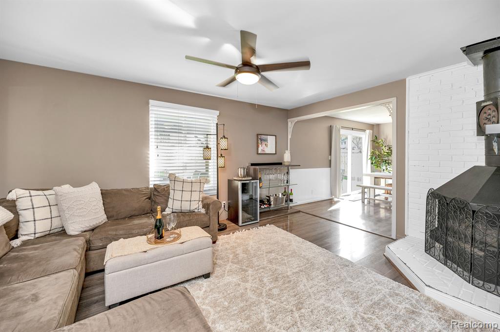 6665 LAURELTON, Clarkston, MI — Photo 46