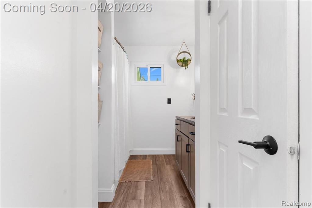 1232 Bel Air Drive, Flint, MI 48507 — Photo 16