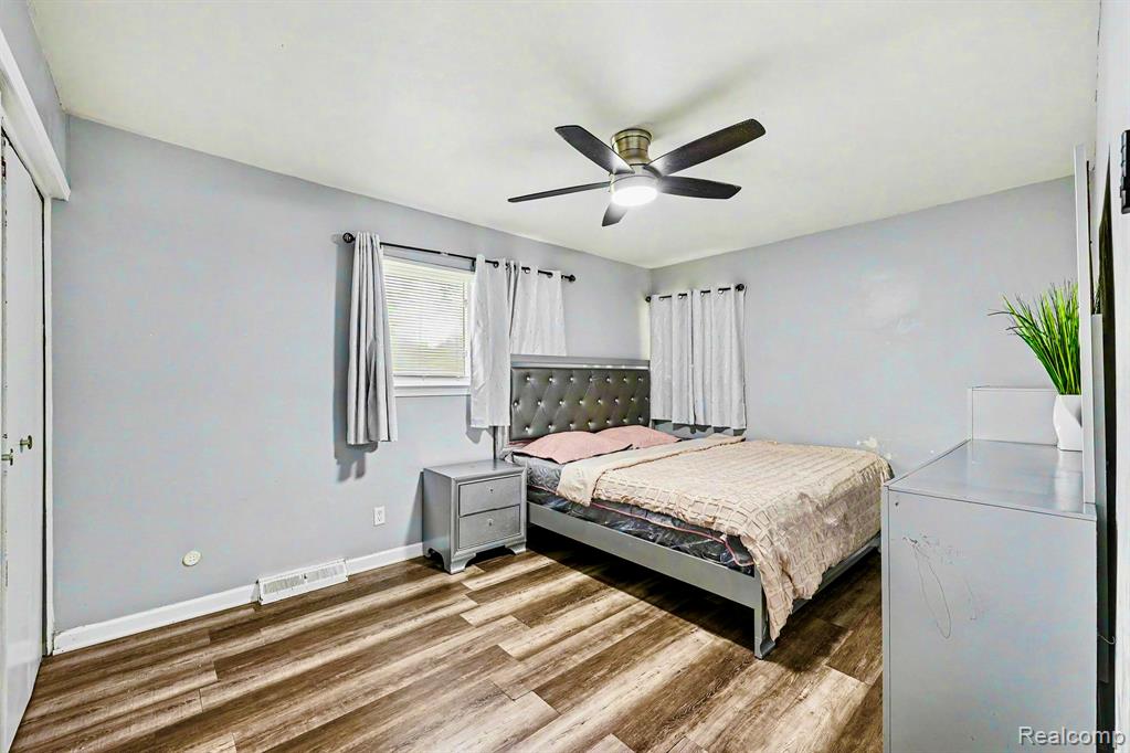 28326 Alden Street, Madison Heights, MI 48071 — Photo 12