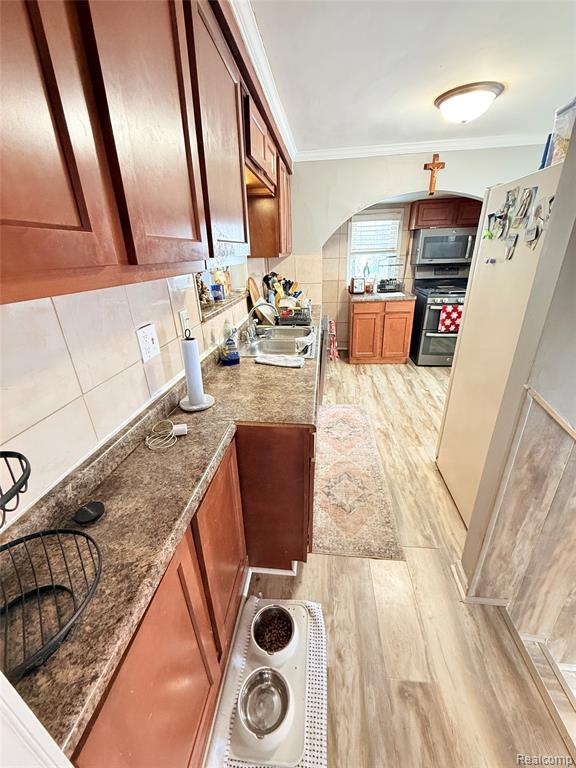 33526 Duncan, Fraser, MI 48026 — Photo 10