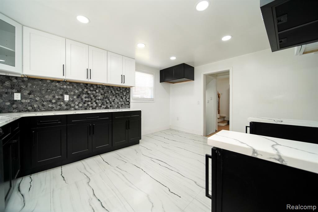 243 Newport Street, Detroit, MI 48215 — Photo 25