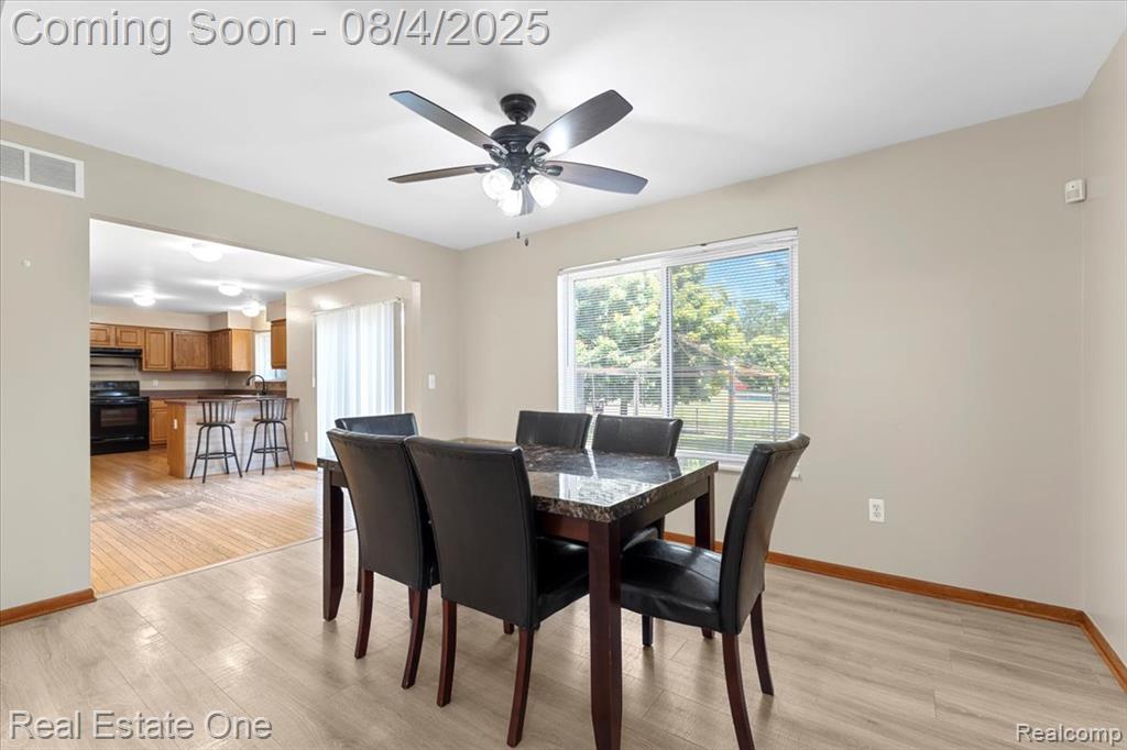 8915 Continental Drive, Taylor, MI 48180 — Photo 7