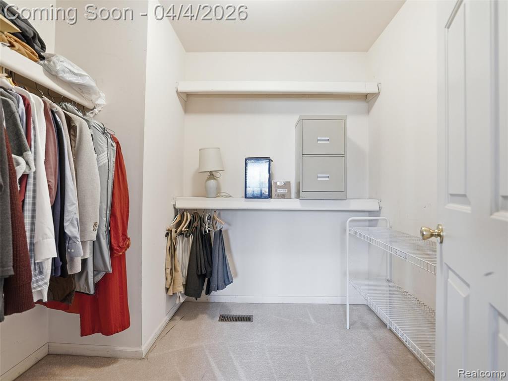 51605 Shadywood Drive, Macomb, MI 48042 — Photo 10