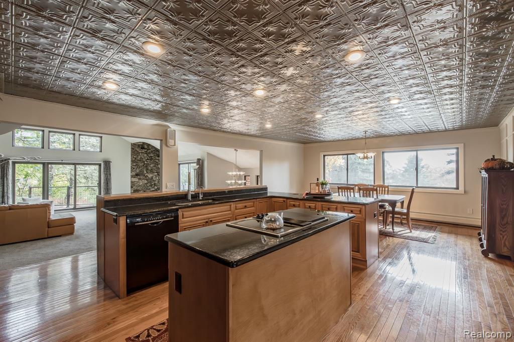 6576 Balmoral Terrace, Clarkston, MI — Photo 26