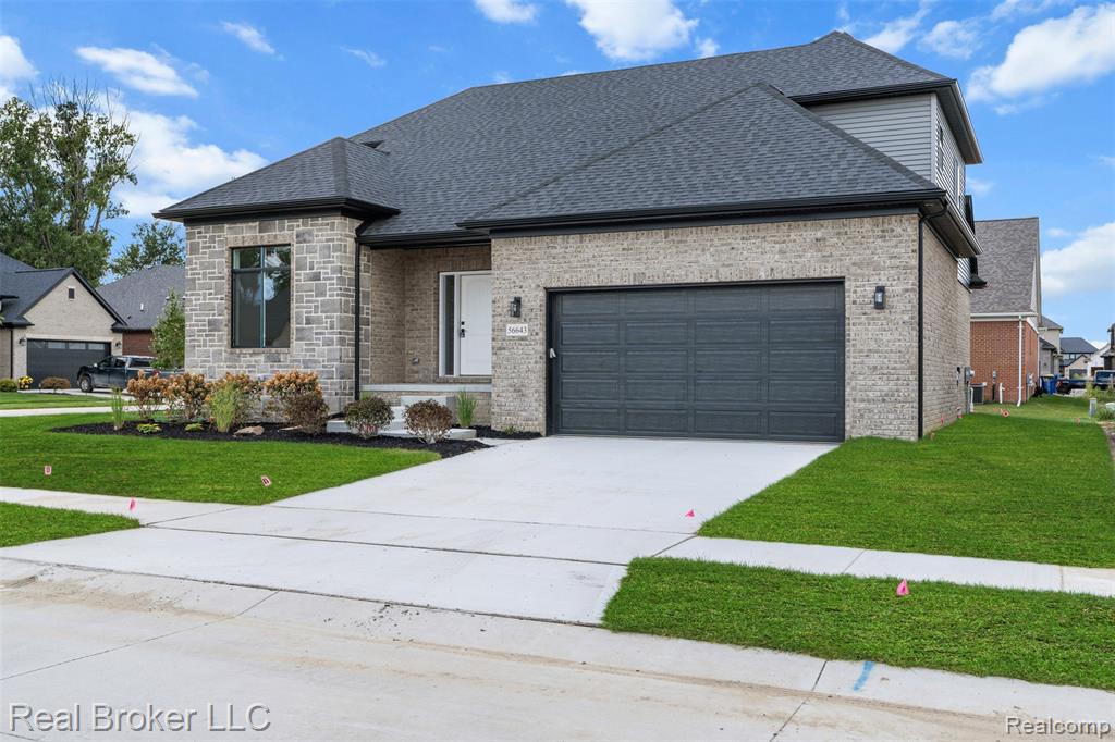 56643 Via Bellano, Macomb, MI 48042 — Photo 2