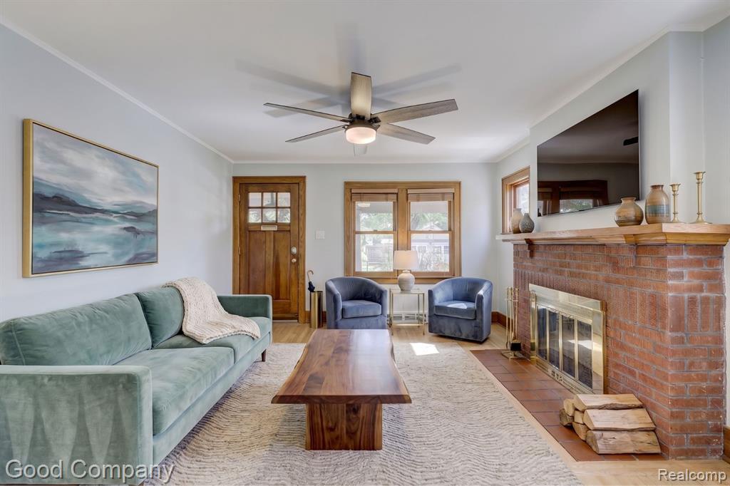 419 E 5th Street, Royal Oak, MI 48067 — Photo 3