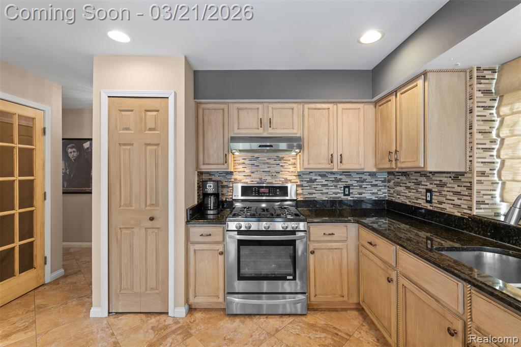 4346 Curry Drive, Sterling Heights, MI 48314 — Photo 15