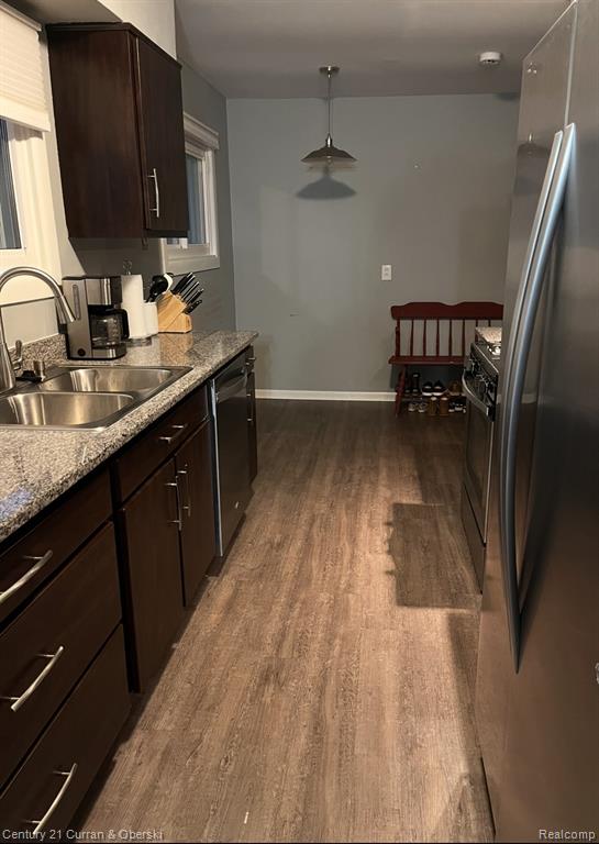 7431 N Briarcliff Knoll Drive, West Bloomfield, MI — Photo 11