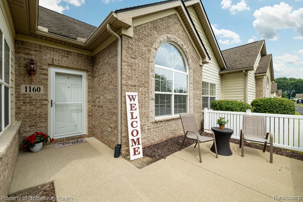 1160 Abbey Court, Westland, MI — Photo 5