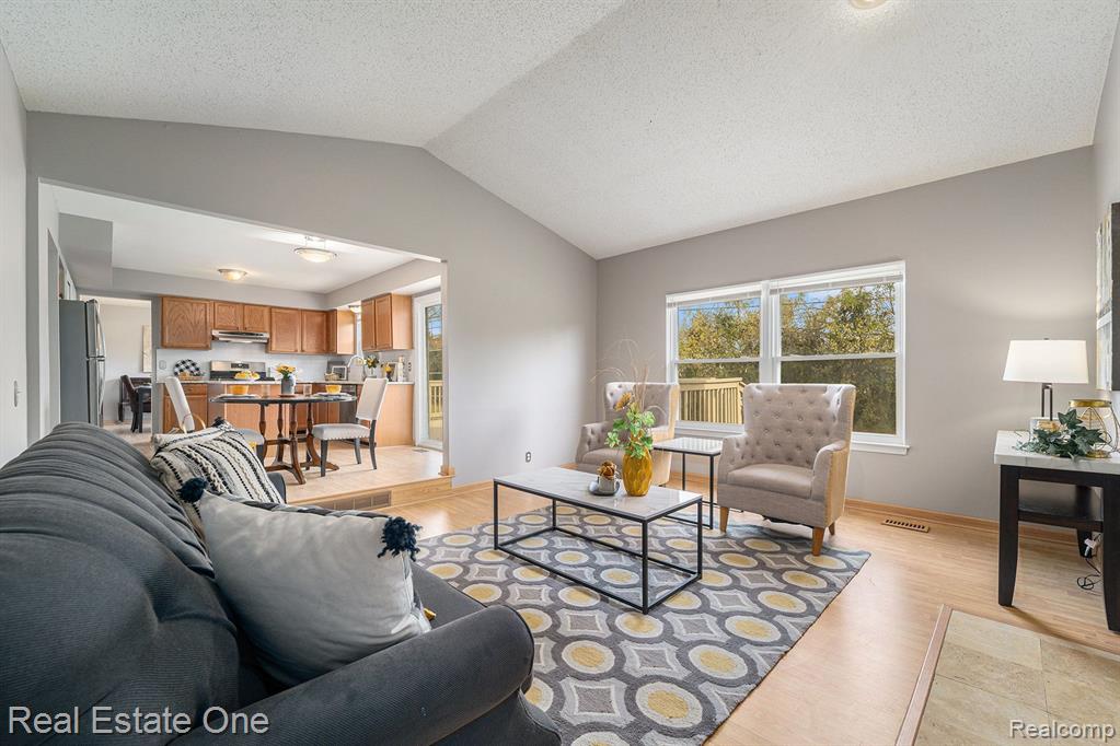 3599 PARKLAWN Drive, Canton, MI 48188 — Photo 21