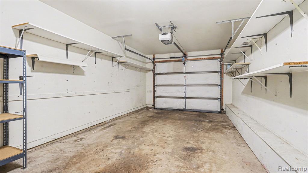 1577 Addington Lane, Ann Arbor, MI 48108 — Photo 17