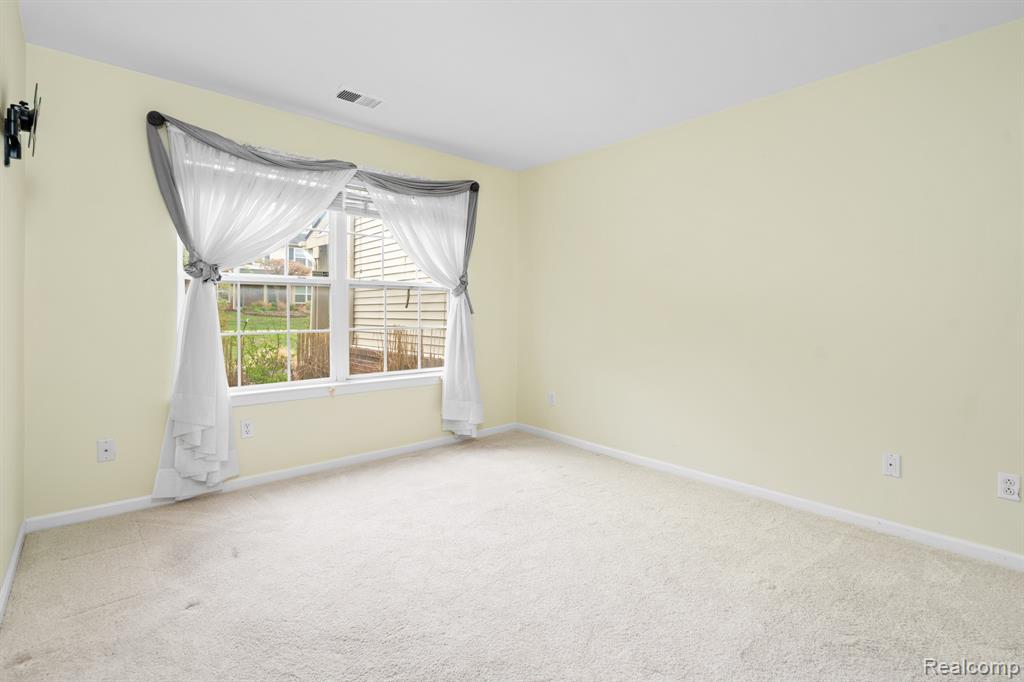 4130 Hampton Ridge Boulevard, 63, Howell, MI 48843 — Photo 24