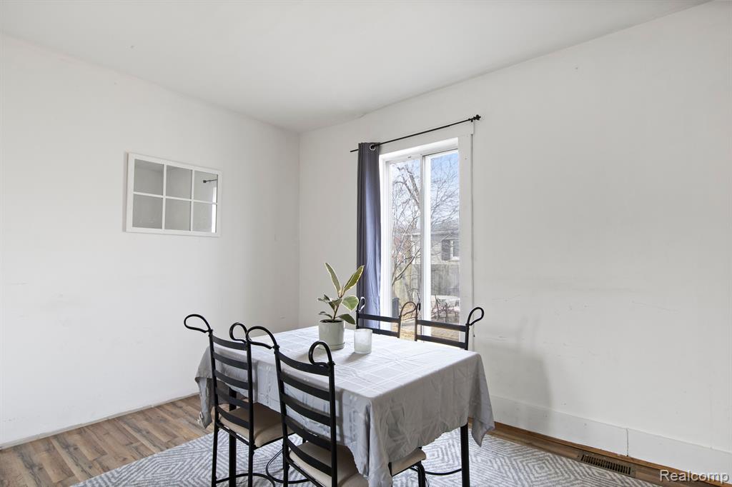 502 WHITE Avenue, Lincoln Park, MI 48146 — Photo 14
