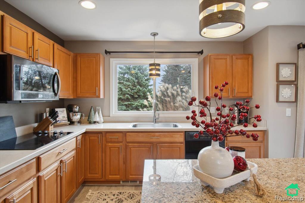 51171 W Hills Drive, Plymouth, MI 48170 — Photo 24