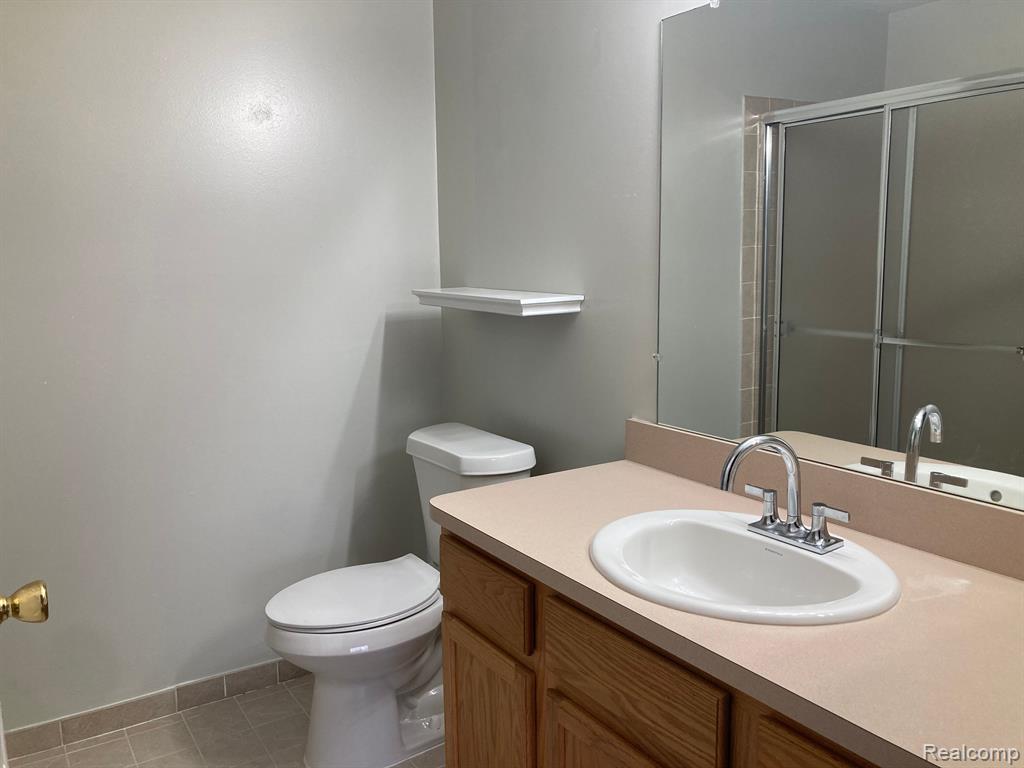 1924 FLAGSTONE Circle, Rochester, MI 48307 — Photo 14