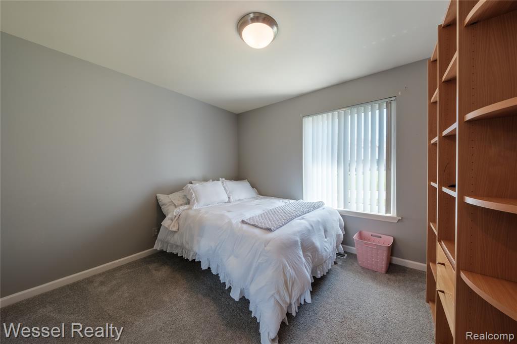 117 Coachlamp Road, Rochester, MI 48306 — Photo 26