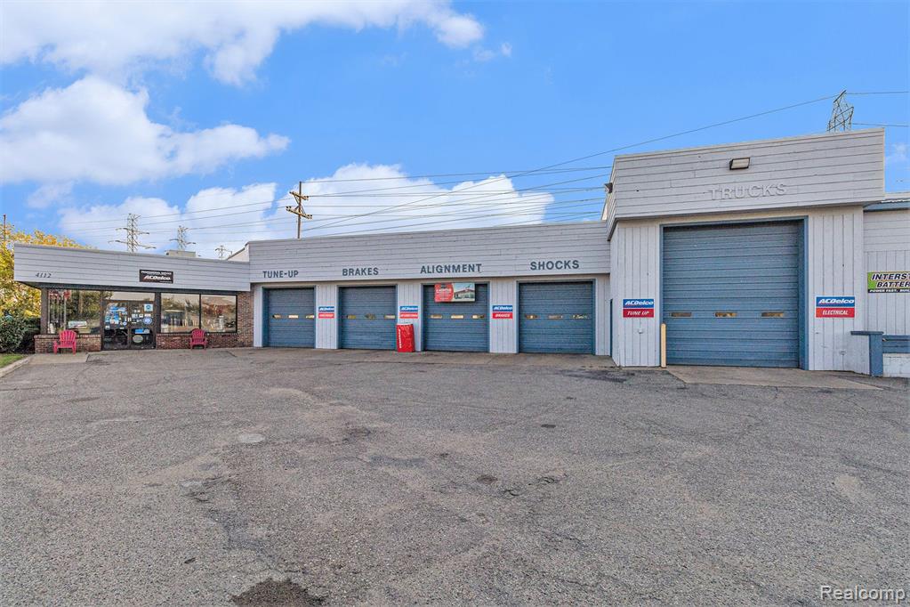 G-4112 S DORT Highway, Burton, MI 48507 — front exterior