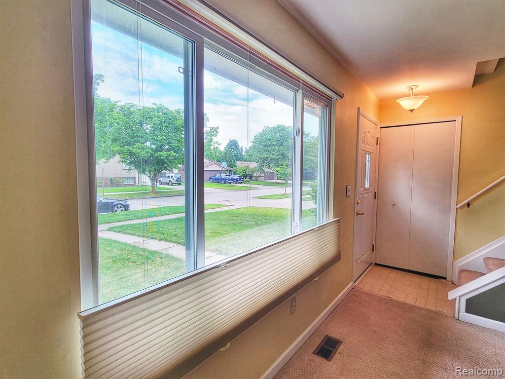 42608 Somerset, Canton, MI 48187 — Photo 24