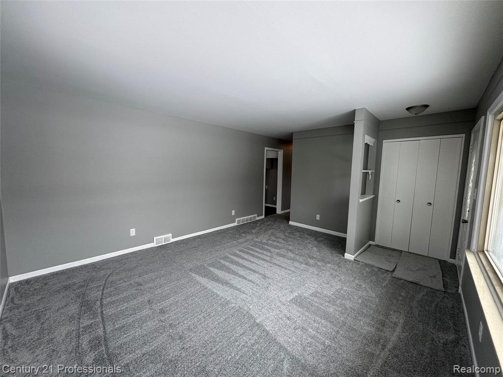 6327 Merriman Road, Garden City, MI — Photo 11