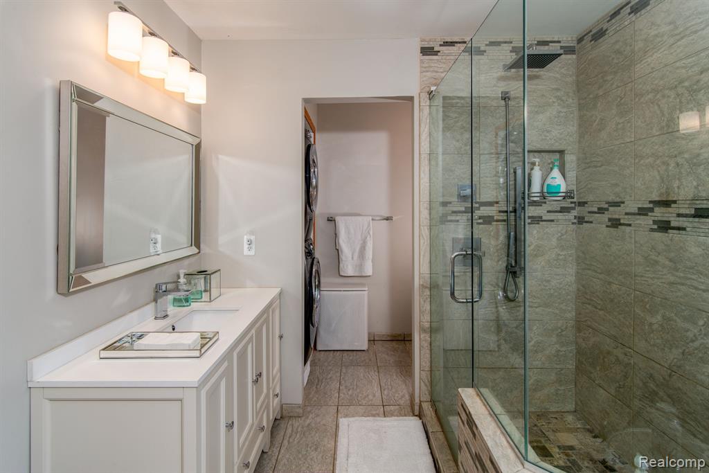 8714 GLEN HAVEN Drive, Howell, MI 48843 — Photo 21