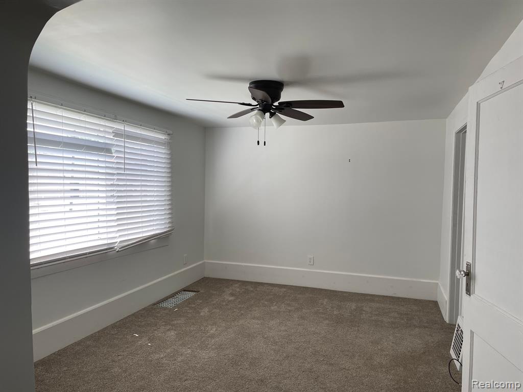7556 Miller Road, Swartz Creek, MI 48473 — Photo 7