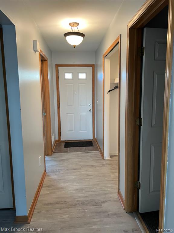 4062 Heatherwood Court, Warren, MI 48092 — Photo 3