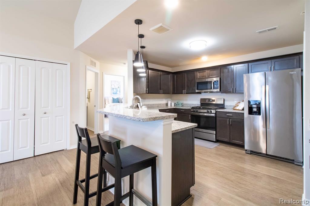 45662 ARAGON Lane, Canton, MI 48187 — Photo 15