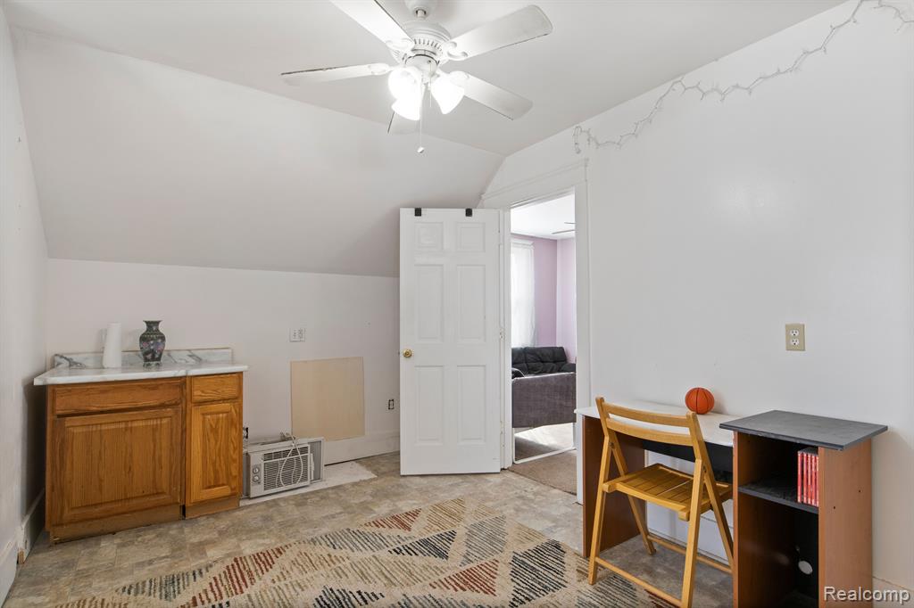 502 WHITE Avenue, Lincoln Park, MI 48146 — Photo 20