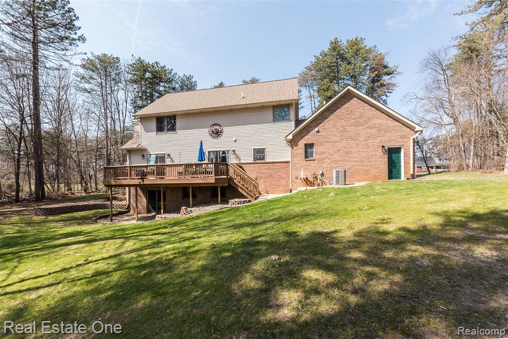 4387 Emu Drive, Pinckney, MI 48169 — Photo 10