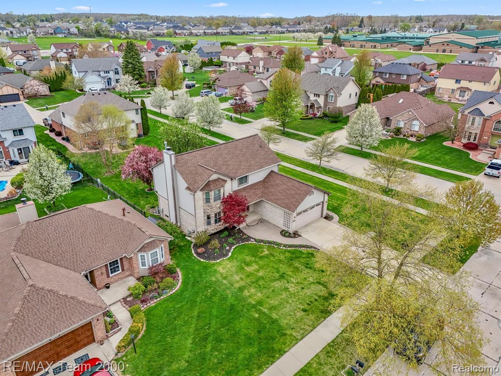 53095 WINDHAM Drive, Chesterfield, MI — Photo 48