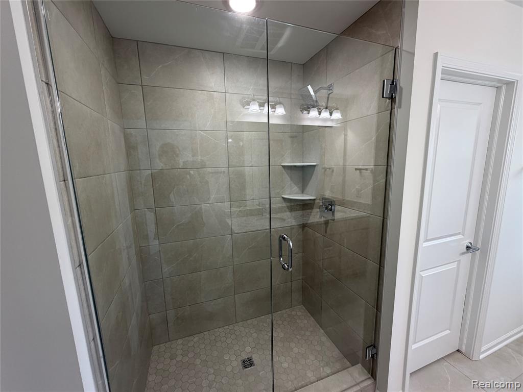 42822 Atwood Avenue, Novi, MI — Photo 18