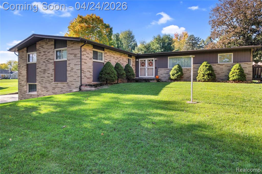 8300 Lawrence Avenue, Ypsilanti, MI 48197 — front exterior