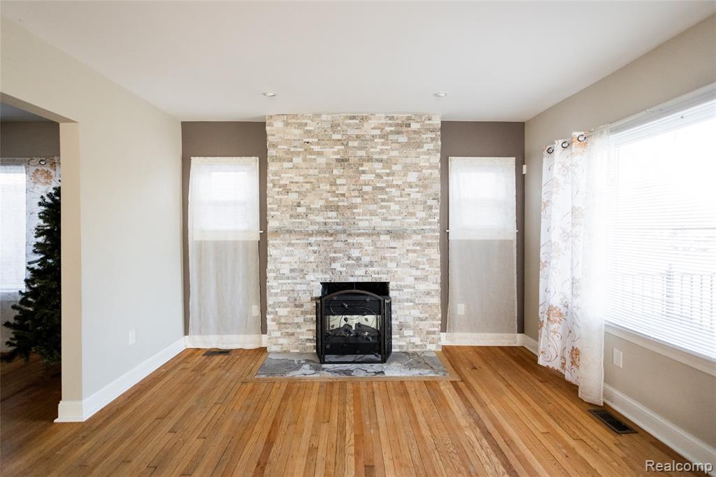 11164 E Outer Drive, Detroit, MI 48224 — Photo 9