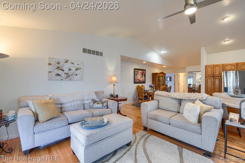 9201 Emily Drive, Davison, MI 48423 — Photo 11