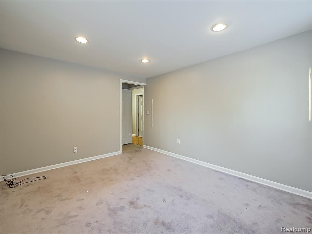 3730 Eastbourne Drive, Troy, MI 48084 — Photo 26