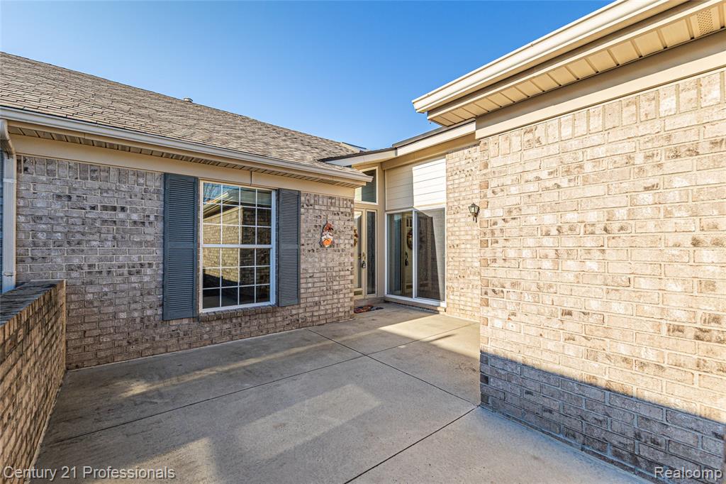 50283 Highpoint Court, Macomb, MI 48044 — Photo 5